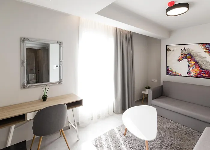 Comfort & 4* Лариса